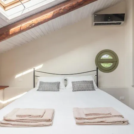Charming Loft Golf Club Barolo Новелло